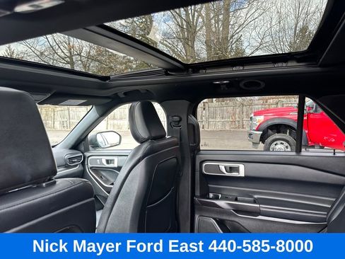 Used 2020 Ford Explorer XLT w/ Equipment Group 202A image 26