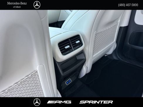 New 2026 Mercedes-Benz GLE 450e 4MATIC image 24