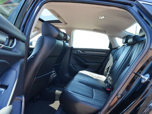 Used 2021 Honda Accord EX-L image 19
