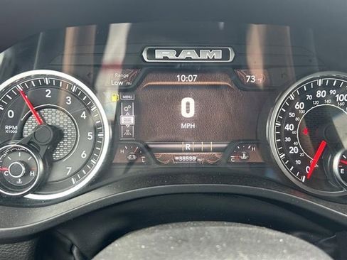 Used 2025 RAM 1500 Laramie image 16