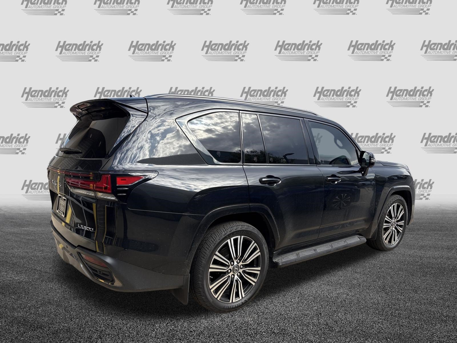 Used 2024 Lexus LX 600 4WD w/ Appearance Package image 10