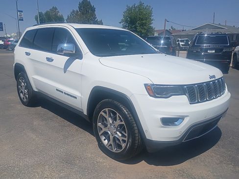 Used 2021 Jeep Grand Cherokee Limited w/ Luxury Group II AWD/4WD image 4