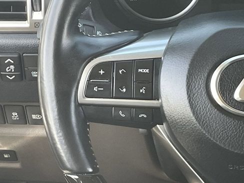 Used 2023 Lexus GX 460 Premium w/ Accessory Package AWD/4WD image 19