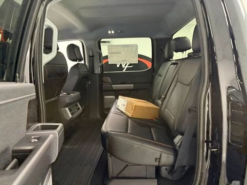 New 2026 Ford F250 Lariat w/ Black Appearance Package AWD/4WD image 12