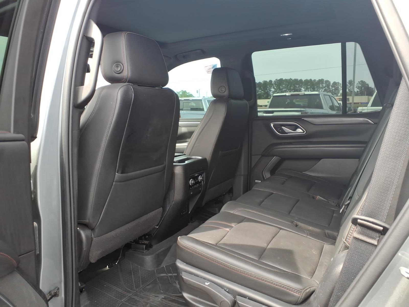 Used 2022 Chevrolet Tahoe RST w/ Luxury Package RWD image 24