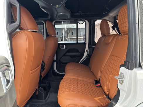 Used 2024 Jeep Wrangler Sahara w/ Technology Group image 14