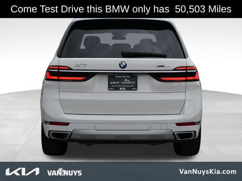 Used 2024 BMW X7 xDrive40i image 5
