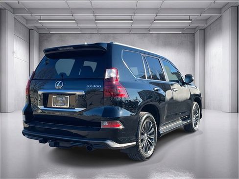 Used 2021 Lexus GX 460 Luxury w/ Sport Design Package image 3