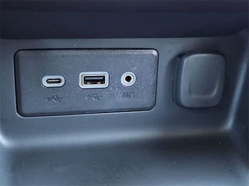 Used 2019 GMC Terrain SLE image 28