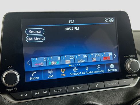 Used 2025 Nissan Sentra SV FWD image 21