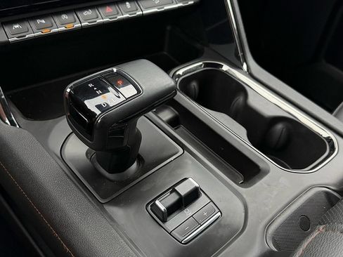 Used 2023 GMC Sierra 1500 AT4 w/ AT4 Premium Package AWD/4WD image 21