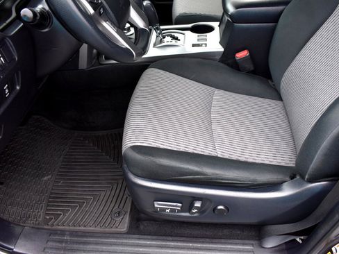 Used 2016 Toyota 4Runner SR5 image 27