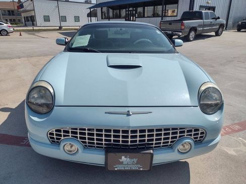 Used 2003 Ford Thunderbird image 2