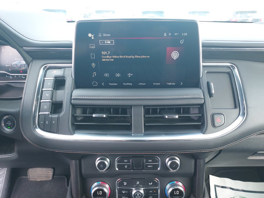 Used 2024 GMC Yukon AT4 w/ Technology Package AWD/4WD image 21