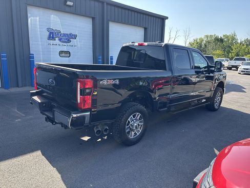 Used 2024 Ford F350 Lariat w/ Camper Package image 3