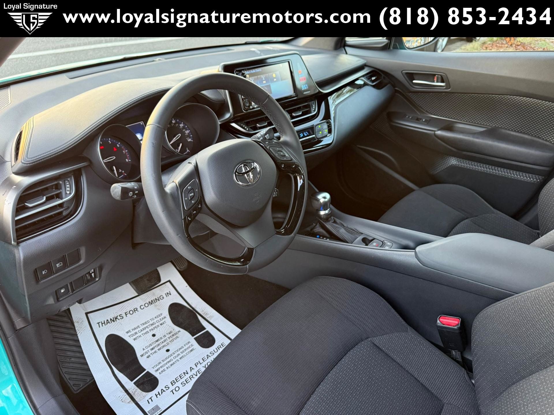 Used 2018 Toyota C-HR XLE FWD image 16