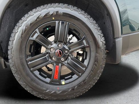 New 2026 Nissan Rogue SV AWD/4WD image 15