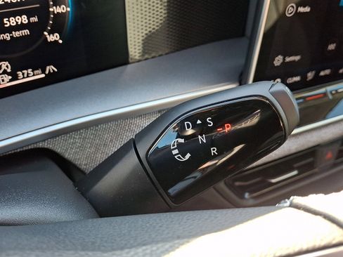 Certified 2025 Volkswagen Tiguan S AWD/4WD image 14