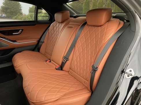 Used 2022 Mercedes-Benz S 580 S 580 image 9