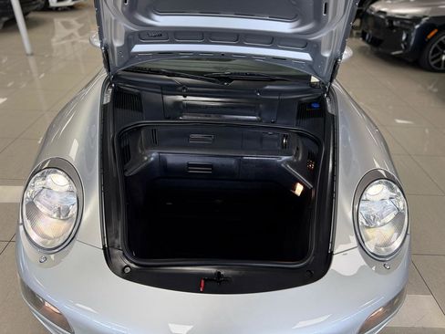 Used 2005 Porsche 911 Carrera RWD image 28