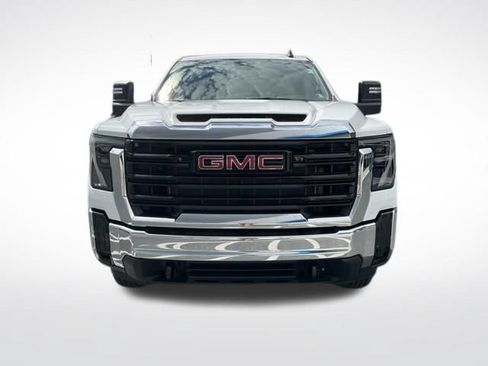 Used 2025 GMC Sierra 2500 Pro w/ Convenience Package AWD/4WD image 9