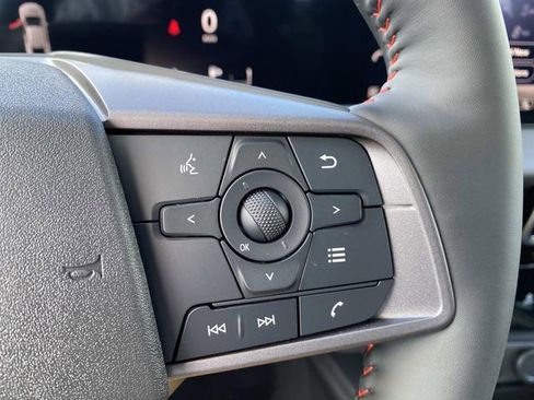 New 2026 Nissan Sentra SR w/ SR Premium Package FWD image 17