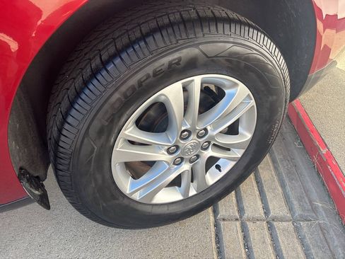 Used 2019 Buick Enclave Essence AWD/4WD image 44
