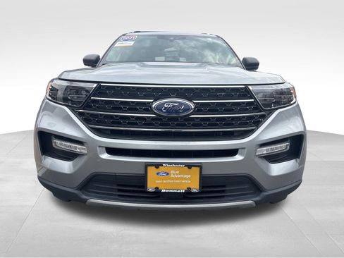 Used 2021 Ford Explorer XLT w/ Equipment Group 202A image 12