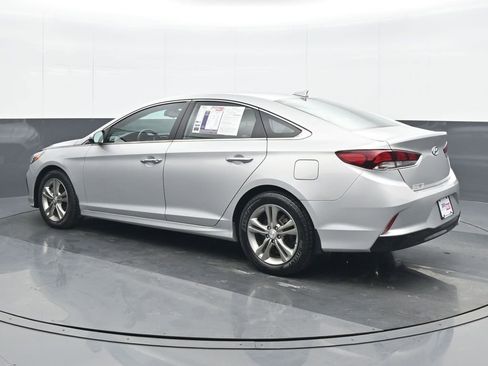 Used 2019 Hyundai Sonata SEL w/ Tech Package 02 FWD image 4