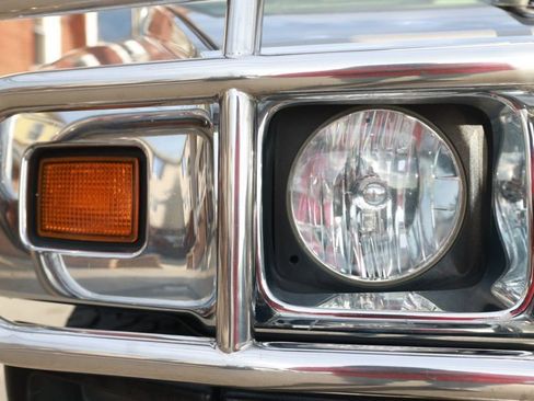 Used 2005 HUMMER H2 Base w/ Preferred Equipment Group image 33