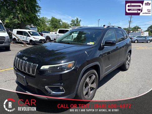 Used 2019 Jeep Cherokee Limited AWD/4WD image 3