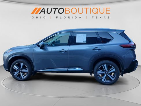 Used 2023 Nissan Rogue SL FWD image 2