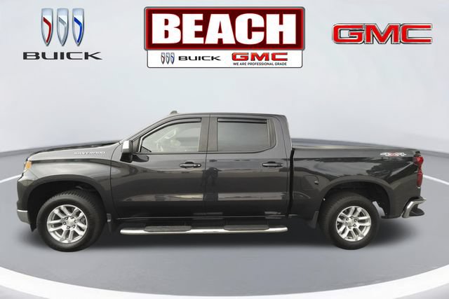 Used 2022 Chevrolet Silverado 1500 LT AWD/4WD image 6