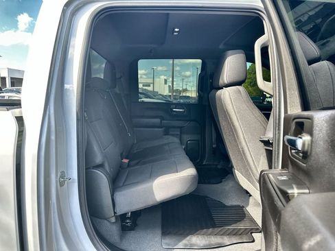 Certified 2024 Chevrolet Silverado 2500 Custom image 26