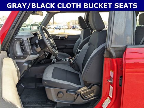 Used 2022 Ford Bronco 4-Door AWD/4WD image 4