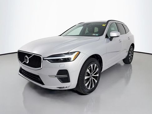 Used 2023 Volvo XC60 B5 Core w/ Climate Package AWD/4WD image 3