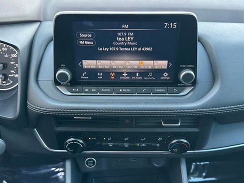 Used 2023 Nissan Rogue S AWD/4WD image 35