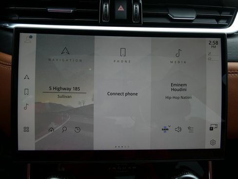 Used 2024 Jaguar XF R-Dynamic SE image 32