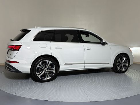 Used 2021 Audi Q7 3.0T Prestige w/ Prestige Package AWD/4WD image 9