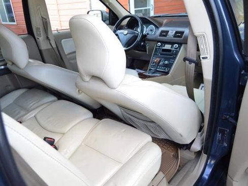 Used 2014 Volvo XC90 3.2 w/ Climate Package image 49