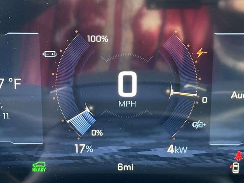 New 2026 Chevrolet Equinox EV LT image 26