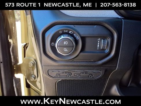 New 2026 Jeep Gladiator Willys image 7