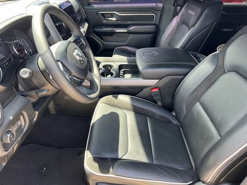 Used 2025 RAM 1500 Laramie AWD/4WD image 17