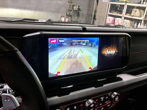 Used 2024 Jeep Wrangler Unlimited Rubicon 392 image 26