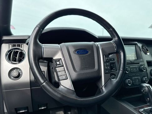 Used 2016 Ford Expedition EL Platinum image 11