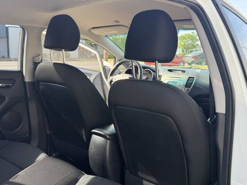 Used 2016 Kia Forte LX FWD image 7