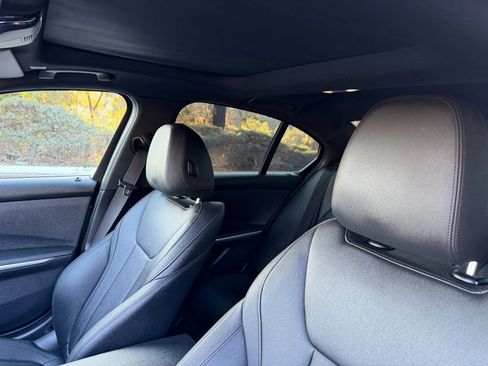 Used 2021 BMW 330i Sedan w/ Driving Assistance Package image 10