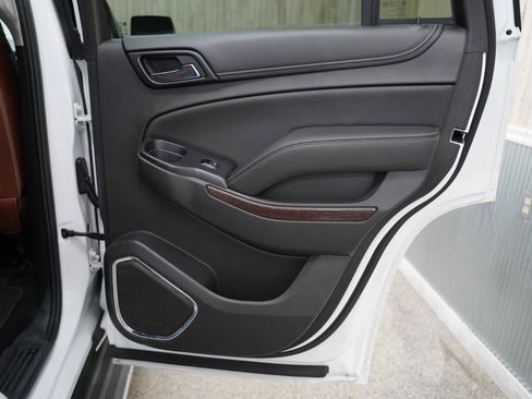 Used 2016 GMC Yukon SLE w/ Convenience Package AWD/4WD image 35