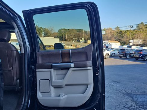 Used 2019 Ford F350 Limited w/ Snow Plow Prep Package image 28