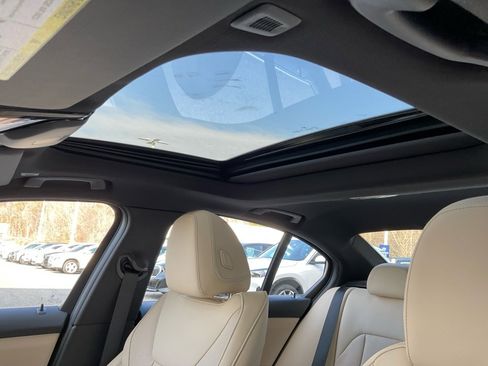 New 2026 BMW 330i Sedan w/ Convenience Package image 21